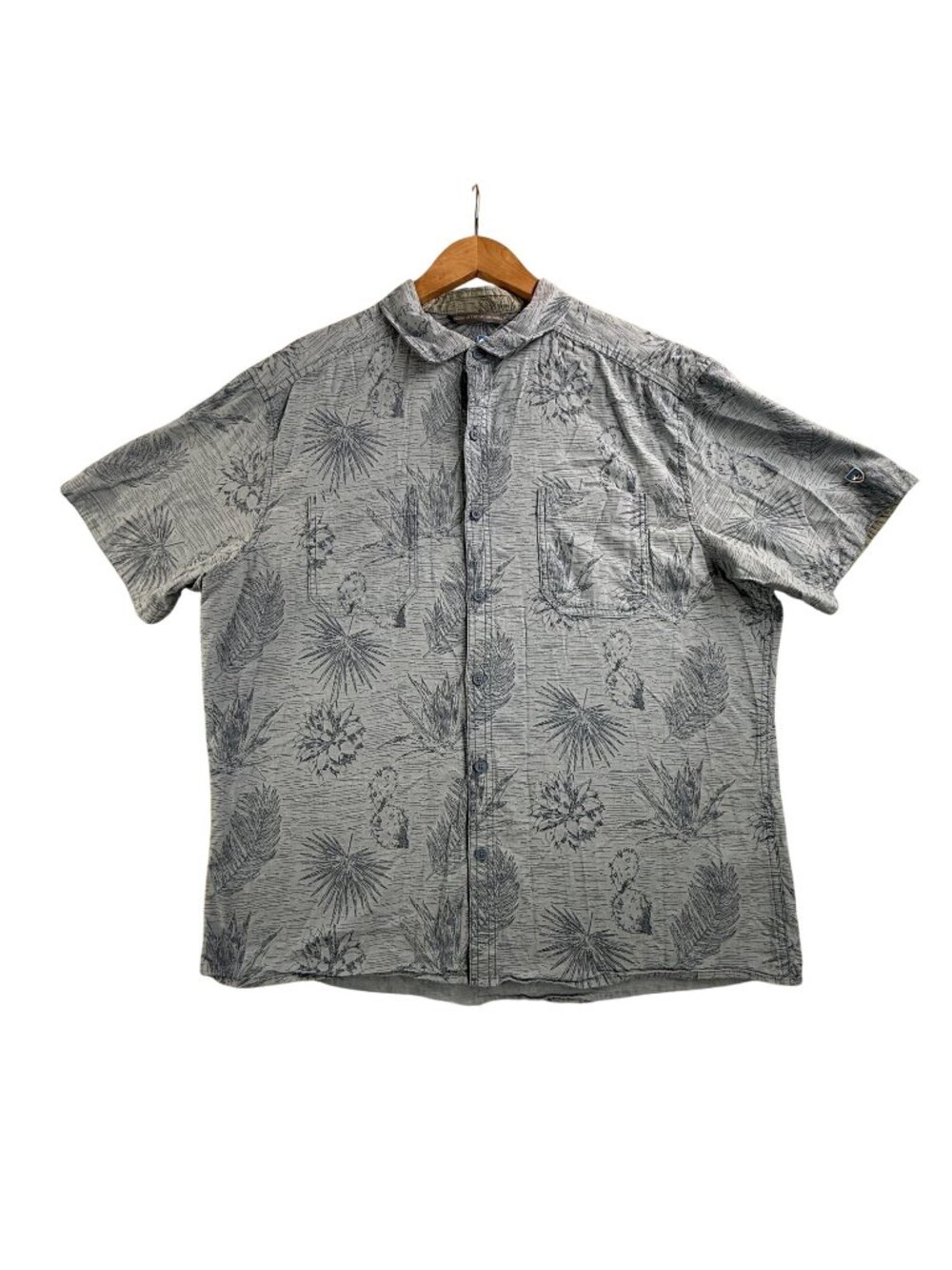 Kuhl Shirt Mens XL Blue Floral Short Sleeve Button Up Cotton Tencel Outdoor Hike